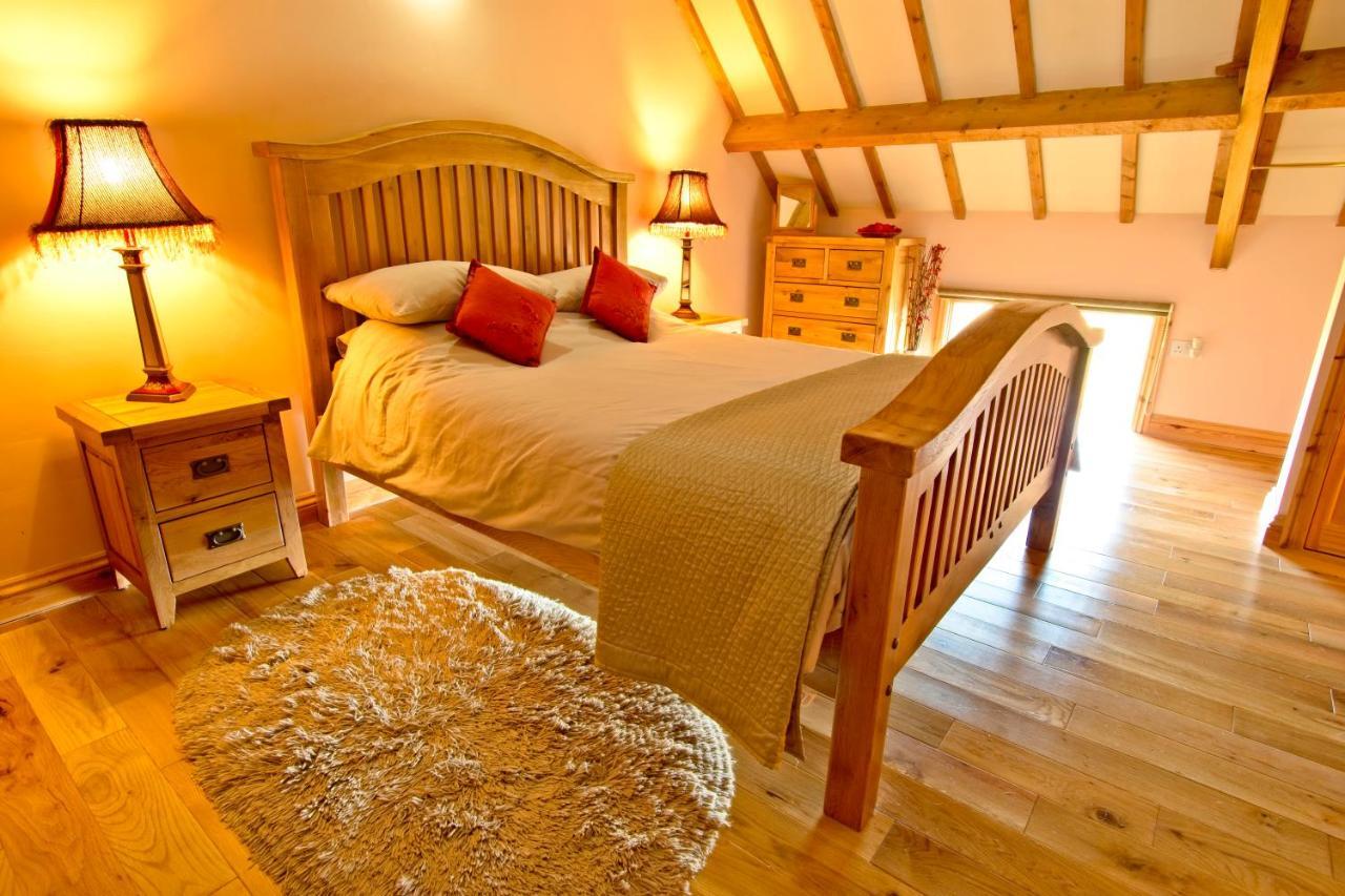 Rosecombe, Borrowby Farm Cottages Стейтес Экстерьер фото